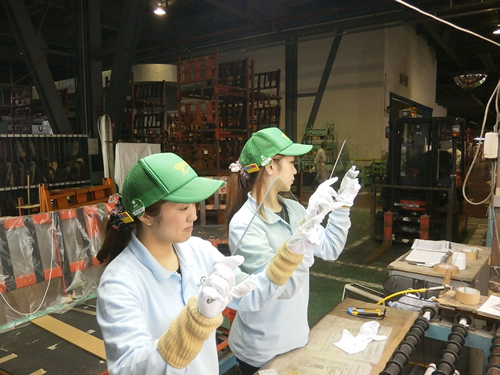 ガラス検査作業
